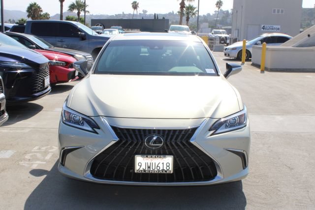 Certified 2024 Lexus ES 350 w/ Premium Package FWD image 2