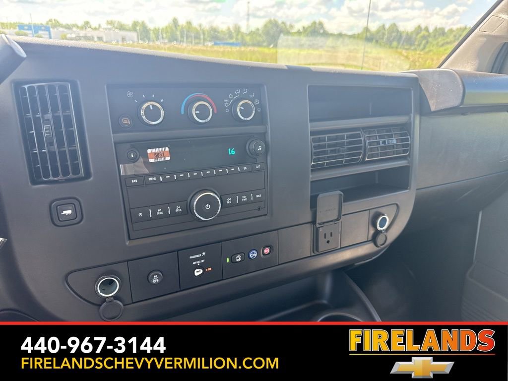 New 2025 Chevrolet Express 2500 Work Van w/ Driver Convenience Package image 21