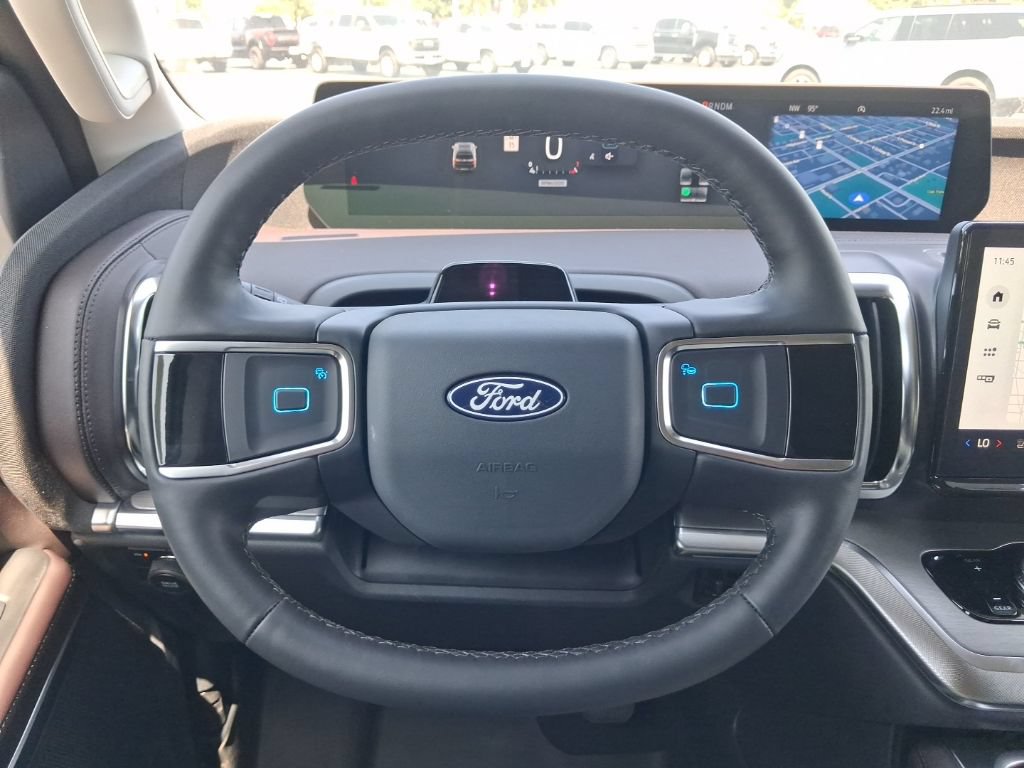 New 2027 Ford Expedition Platinum w/ Platinum Ultimate Package AWD/4WD image 8