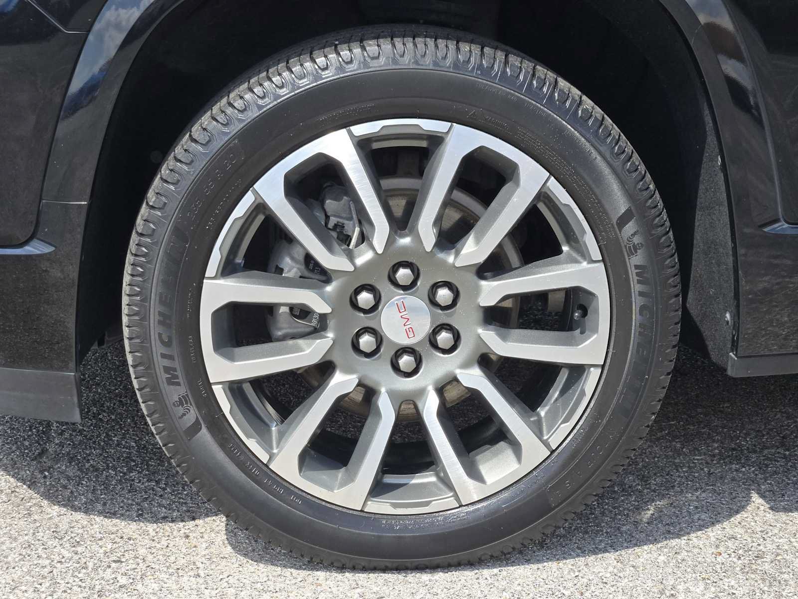 Certified 2024 GMC Acadia Elevation w/ Luxury Package FWD image 13