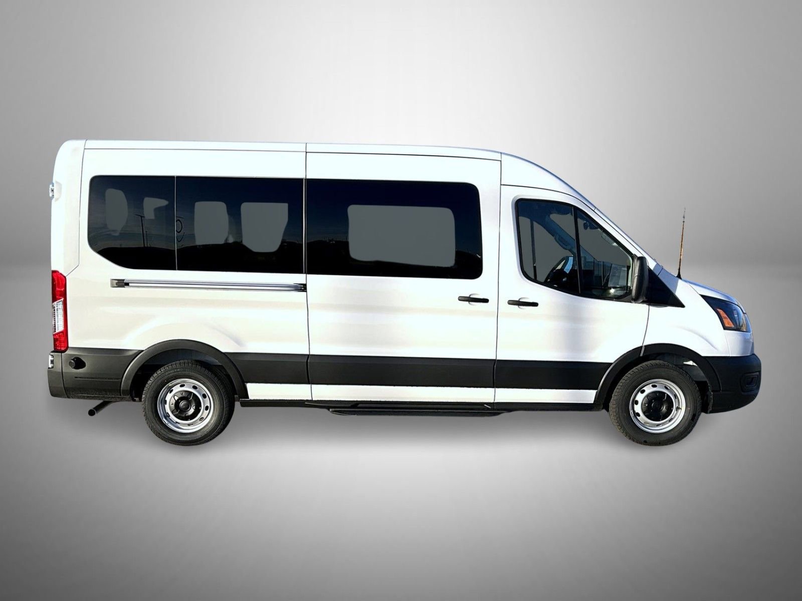 New 2026 Ford Transit 350 XL image 4