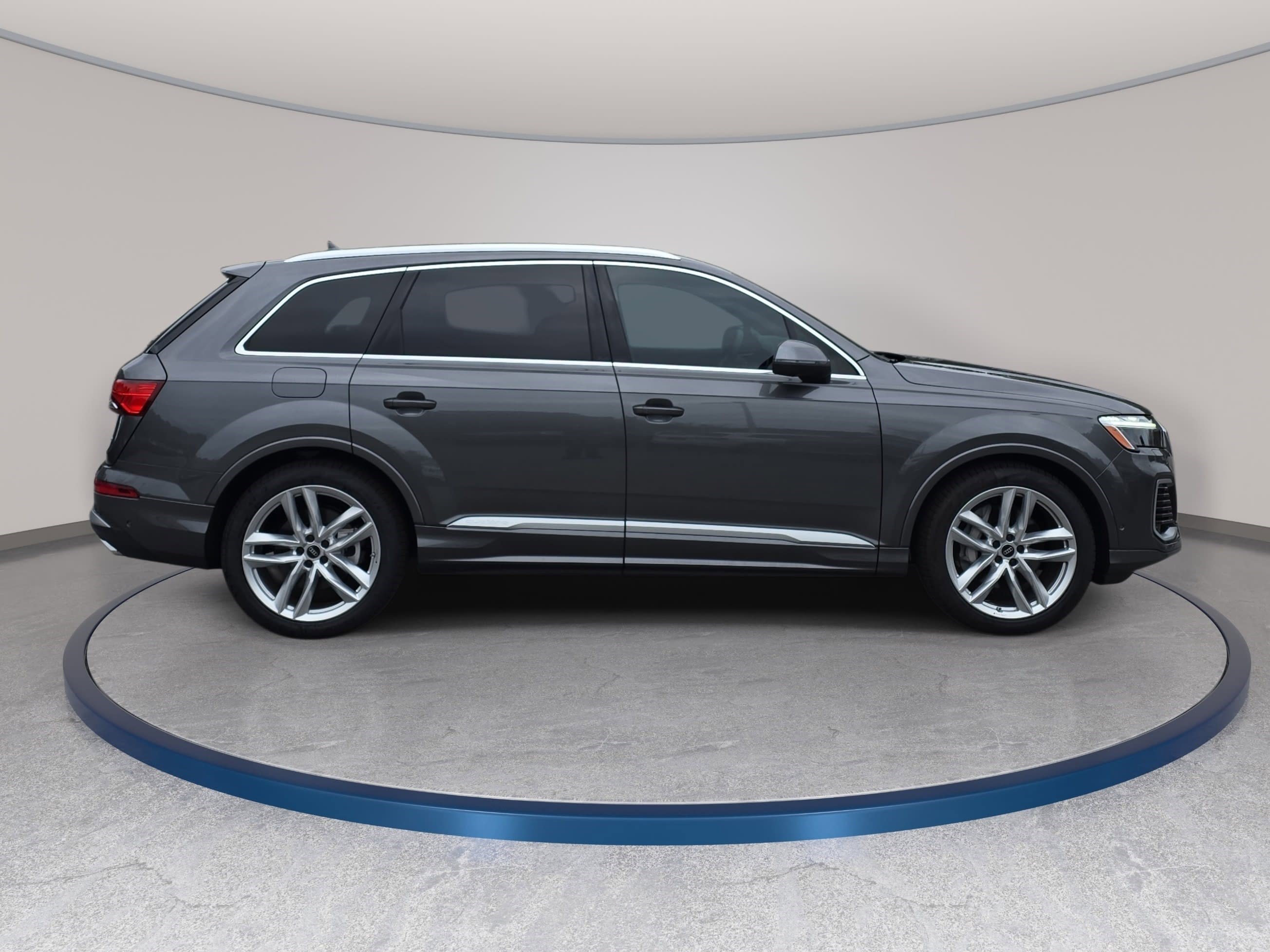 New 2025 Audi Q7 3.0T Premium Plus AWD/4WD image 4