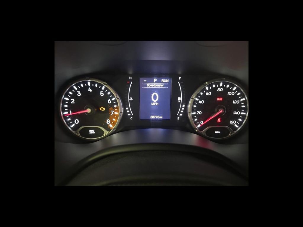 Used 2015 Jeep Renegade Latitude w/ Popular Equipment Group image 15