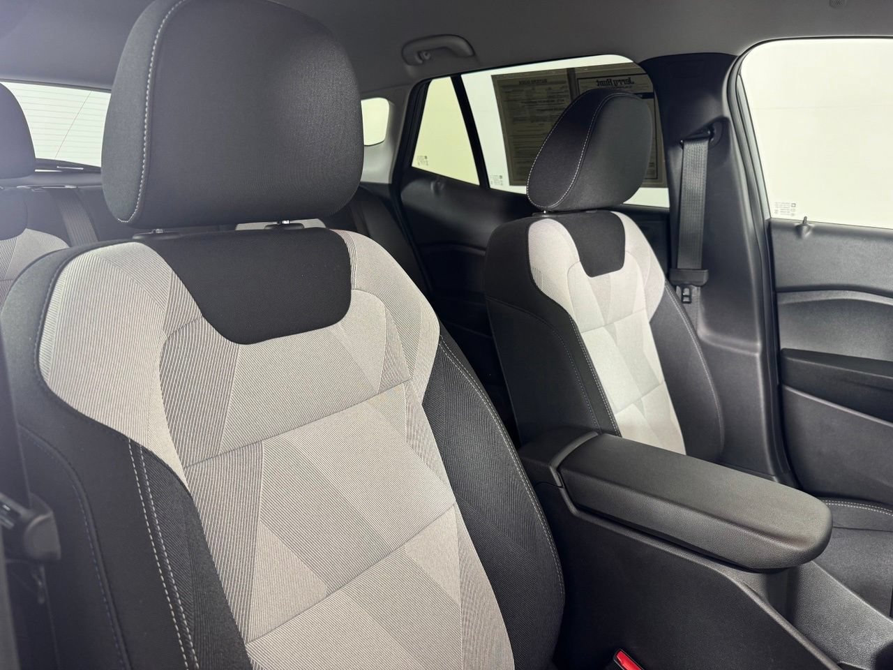 Used 2026 Chevrolet Trax LS w/ Driver Confidence Package FWD image 35