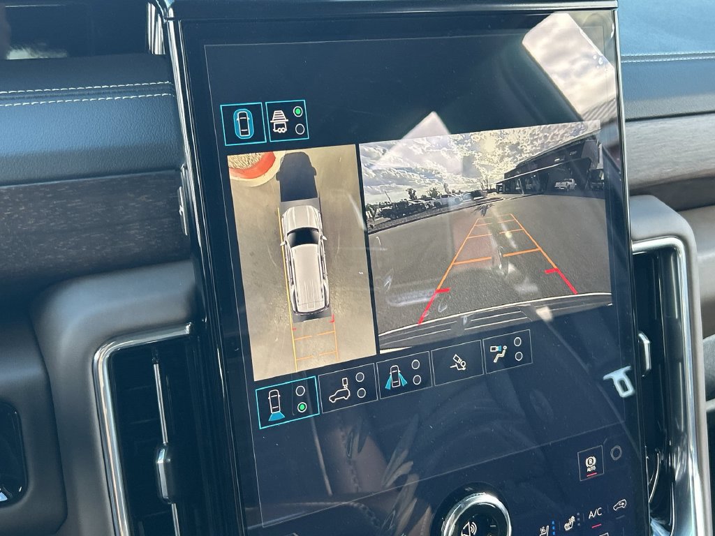 New 2026 GMC Yukon Denali Ultimate AWD/4WD image 15
