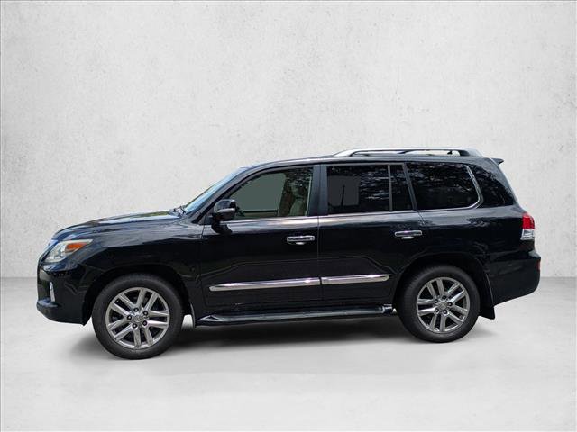 Used 2013 Lexus LX 570 4WD w/ Luxury Pkg image 9