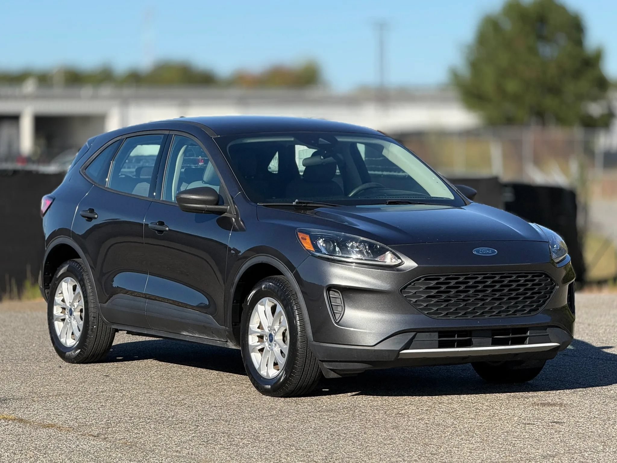 Used 2020 Ford Escape S AWD/4WD image 1