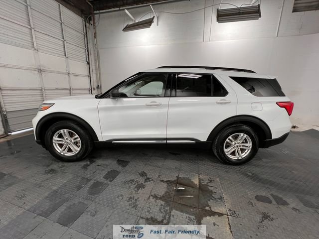Used 2020 Ford Explorer XLT w/ Comfort Package image 4