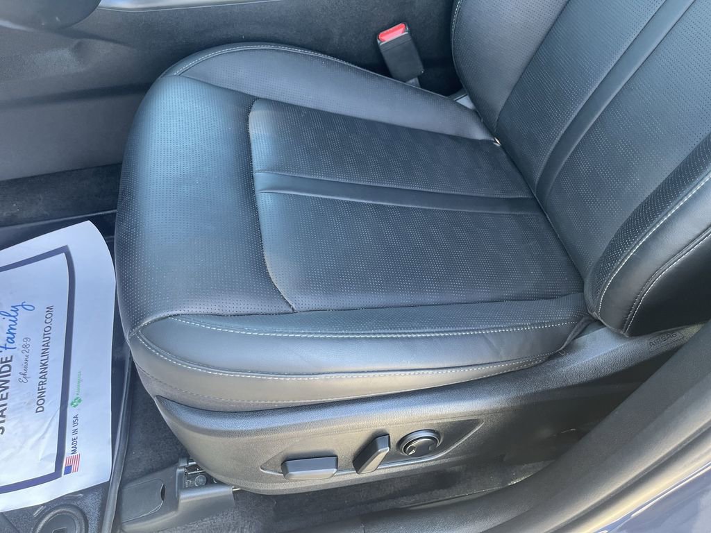Used 2025 Kia Sorento EX w/ Panoramic Sunroof Package FWD image 12