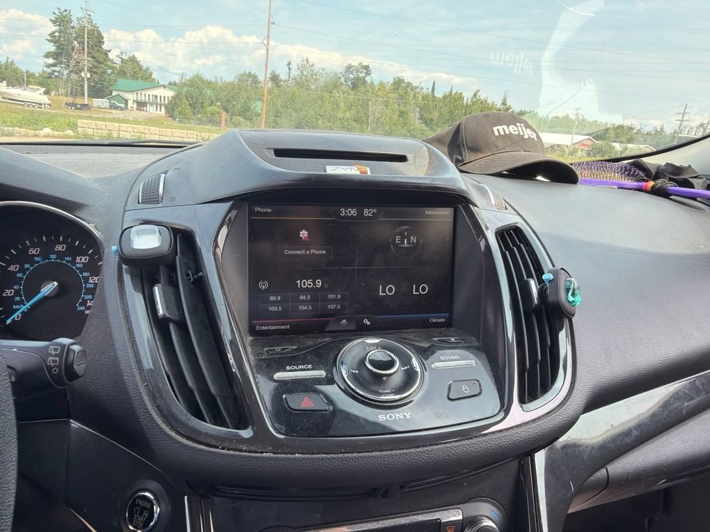 Used 2015 Ford Escape Titanium FWD image 6