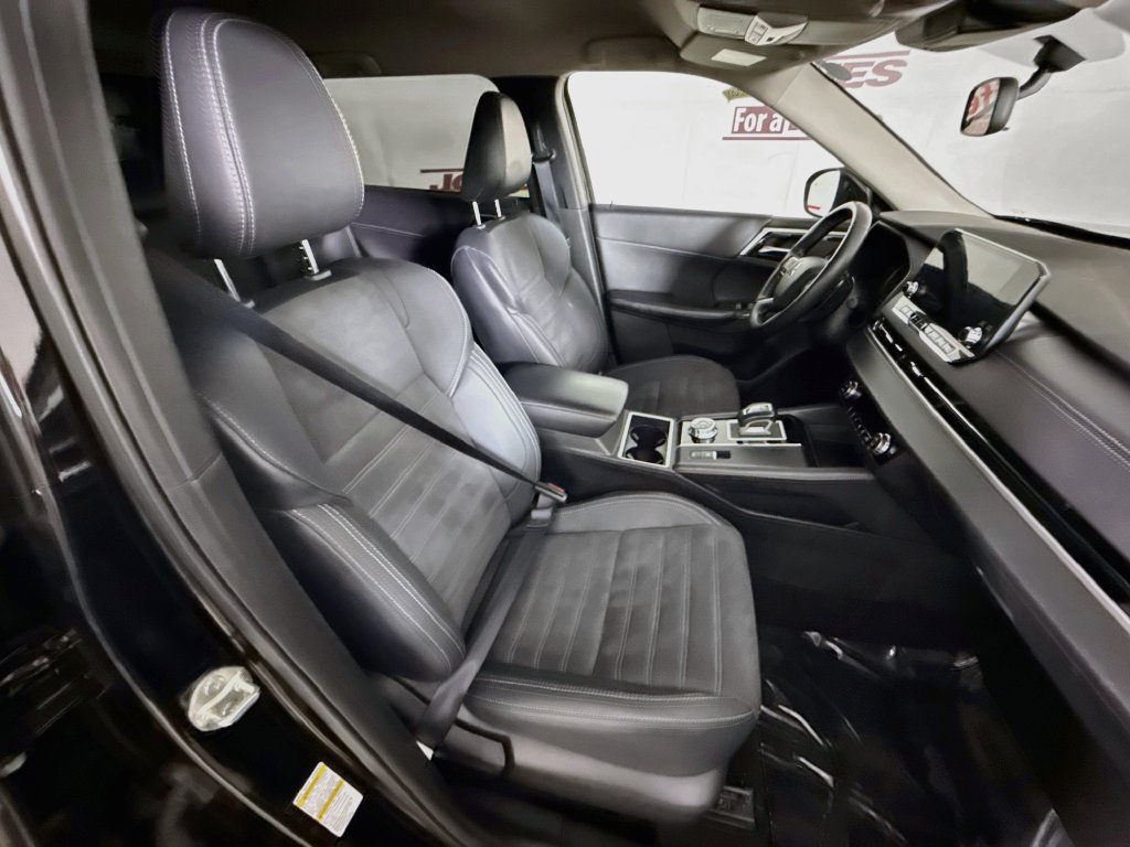 Used 2024 Mitsubishi Outlander SE AWD/4WD image 32