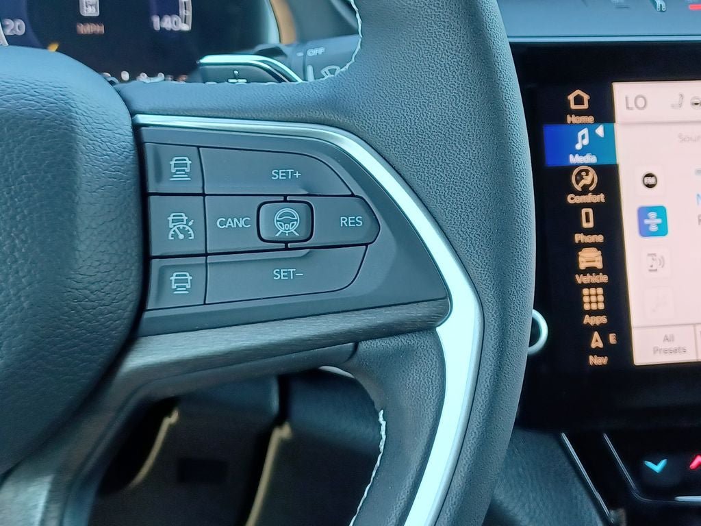 New 2026 Jeep Grand Cherokee L 4WD image 16