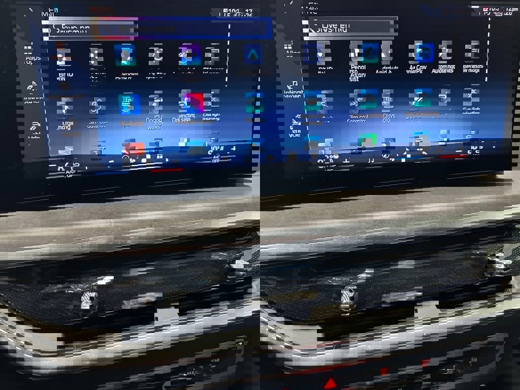 Used 2026 BMW X5 xDrive50e image 30