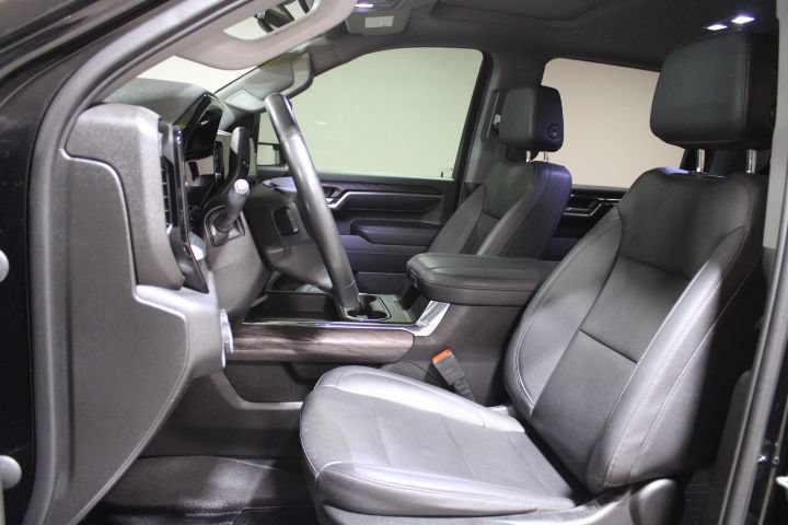 Used 2024 Chevrolet Silverado 2500 LTZ w/ LTZ Convenience Package AWD/4WD image 19