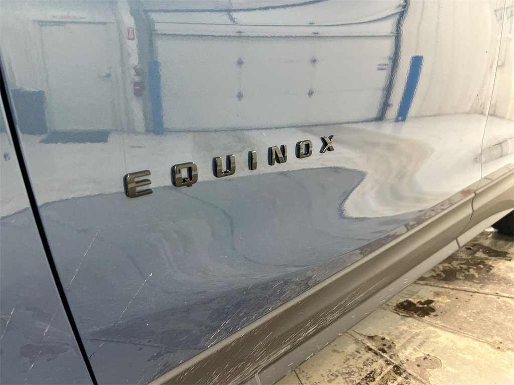 Used 2024 Chevrolet Equinox RS image 25