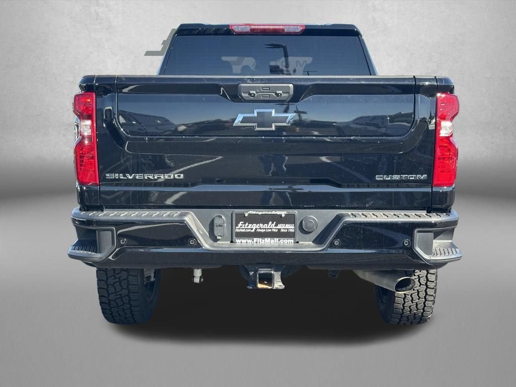 Used 2025 Chevrolet Silverado 2500 Custom w/ Custom Convenience Package AWD/4WD image 8
