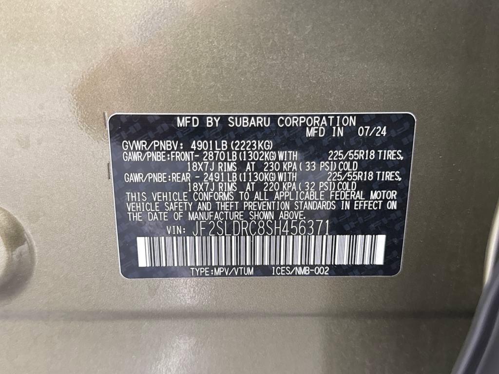 Used 2025 Subaru Forester Limited image 27