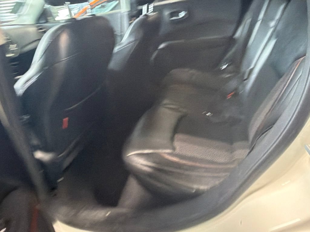Used 2018 Jeep Compass Trailhawk AWD/4WD image 10