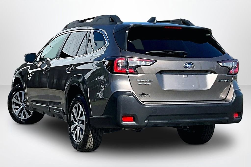 Used 2024 Subaru Outback Premium AWD/4WD image 5