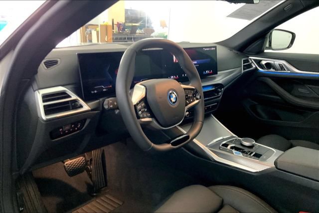 Used 2025 BMW i4 eDrive40 RWD image 7