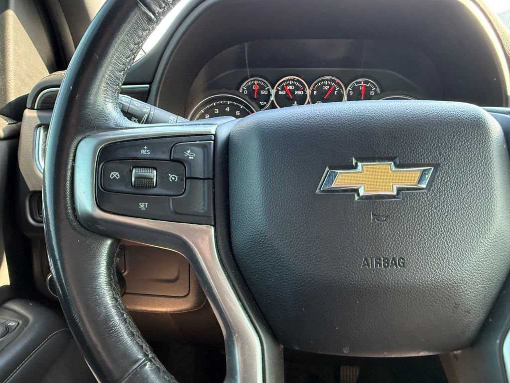 Used 2021 Chevrolet Suburban LT AWD/4WD image 12