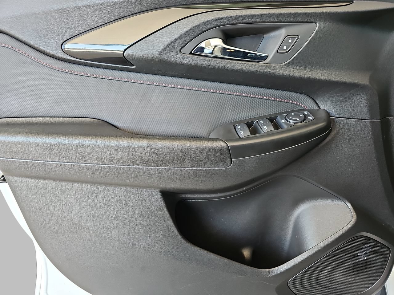 Certified 2021 Chevrolet TrailBlazer RS w/ Convenience Package FWD image 31
