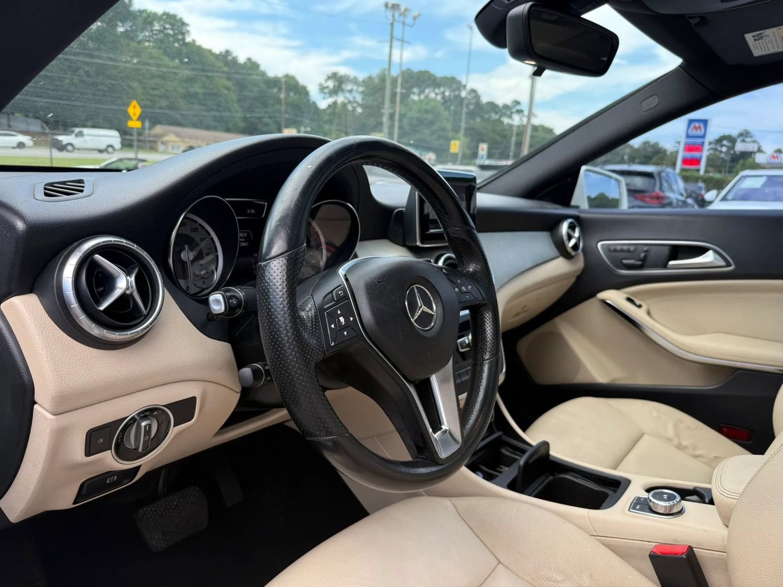 Used 2014 Mercedes-Benz CLA 250 w/ Sport Package image 14