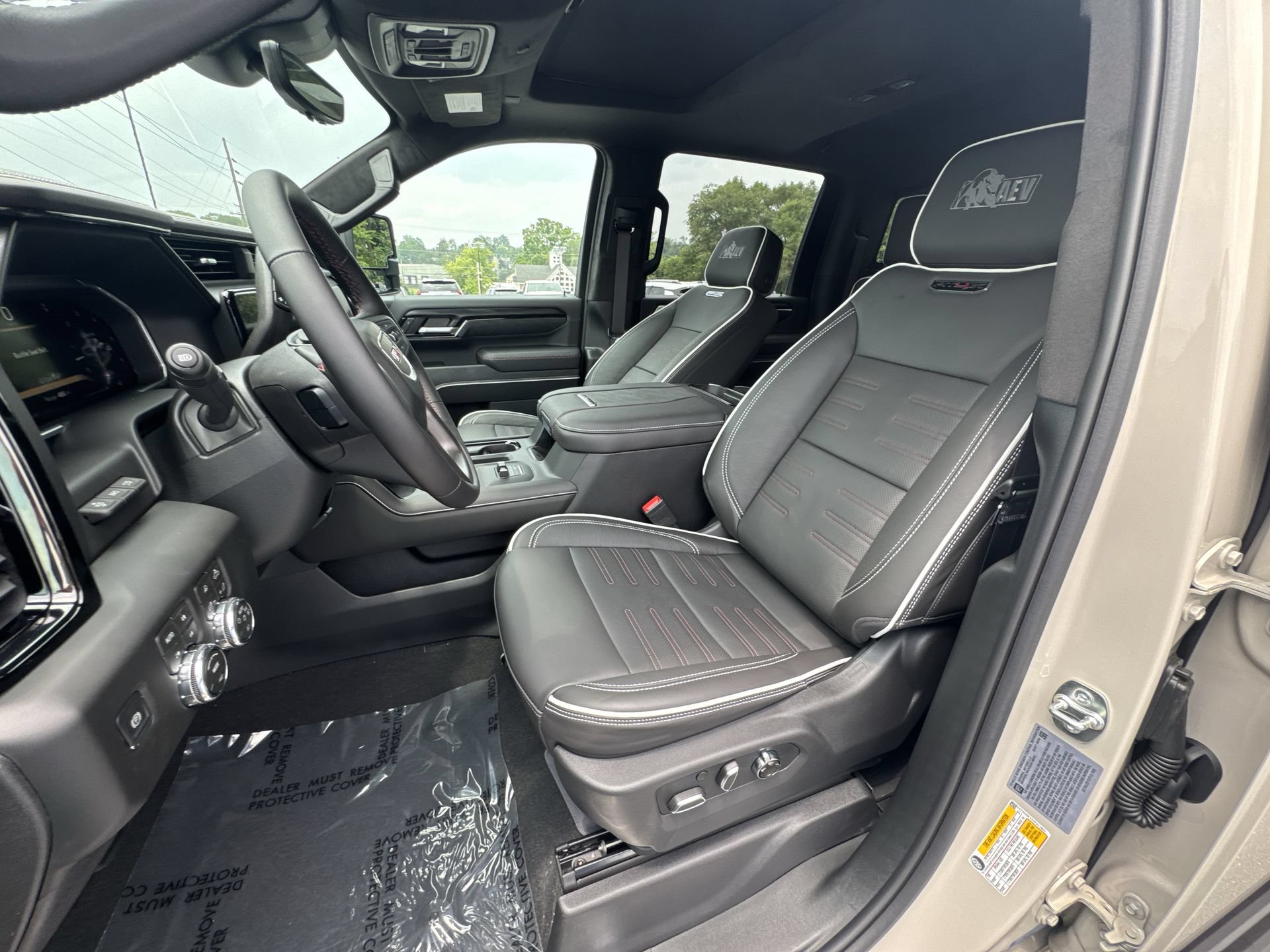 New 2026 GMC Sierra 2500 AT4X w/ AT4X AEV Edition AWD/4WD image 13