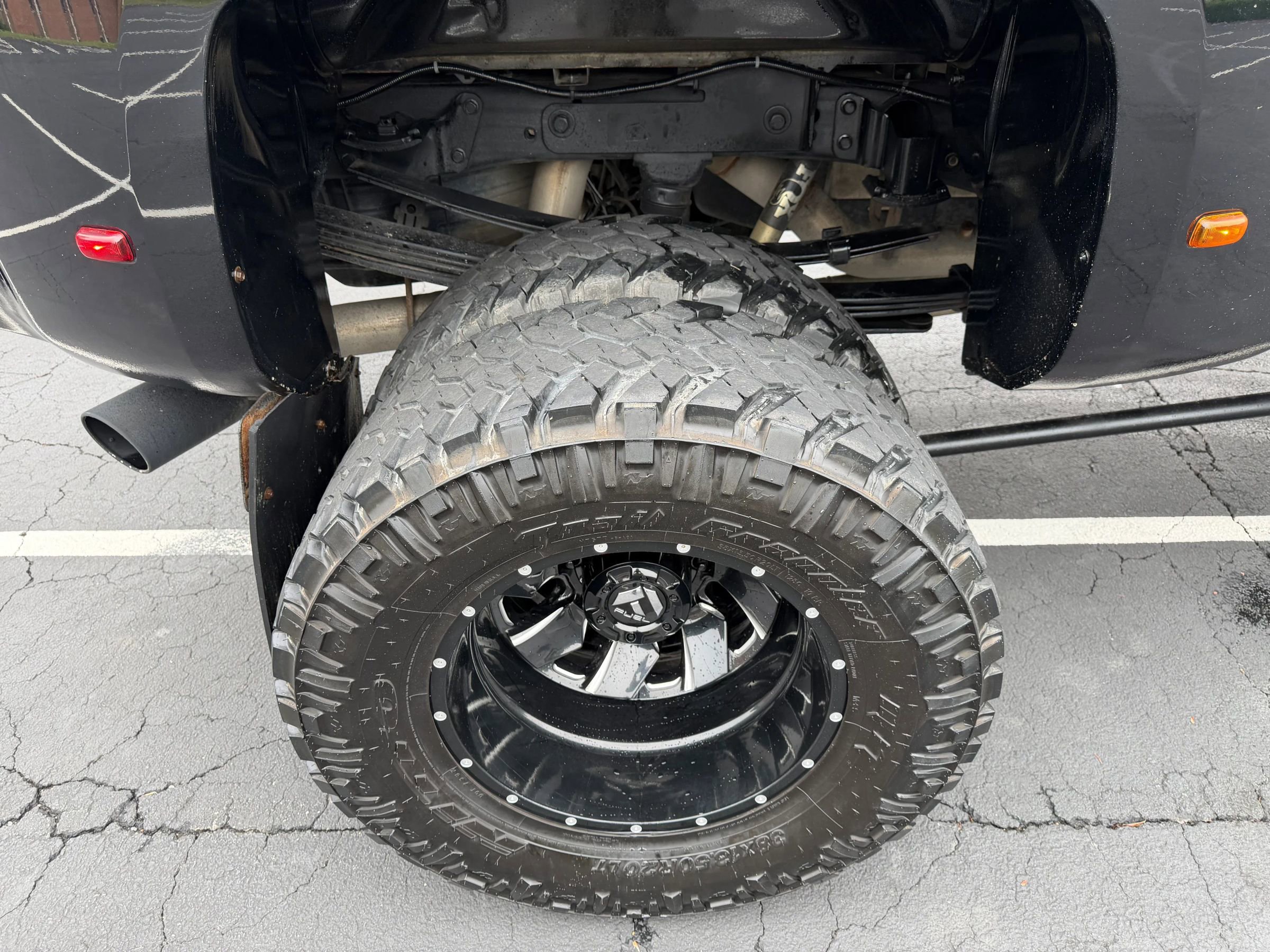 Used 2018 Chevrolet Silverado 3500 High Country w/ Duramax Plus Package AWD/4WD image 14