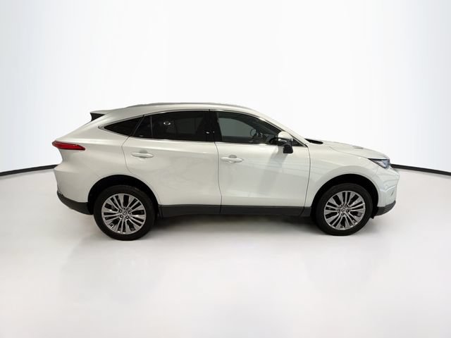 Certified 2023 Toyota Venza XLE AWD/4WD image 7