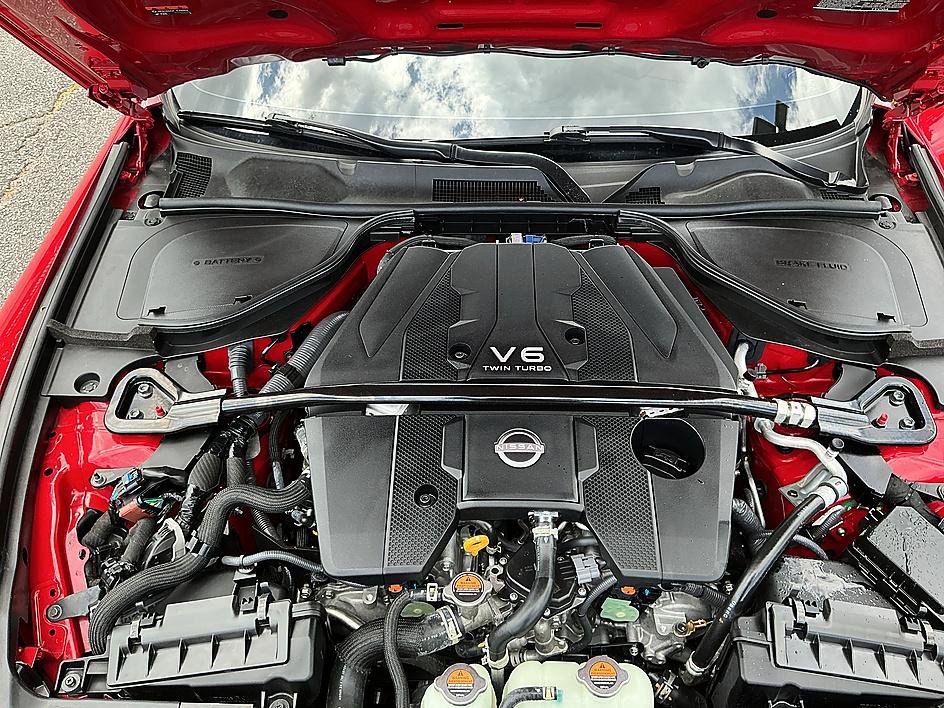 Certified 2025 Nissan Z Performance w/ Floor Mat Package RWD image 25