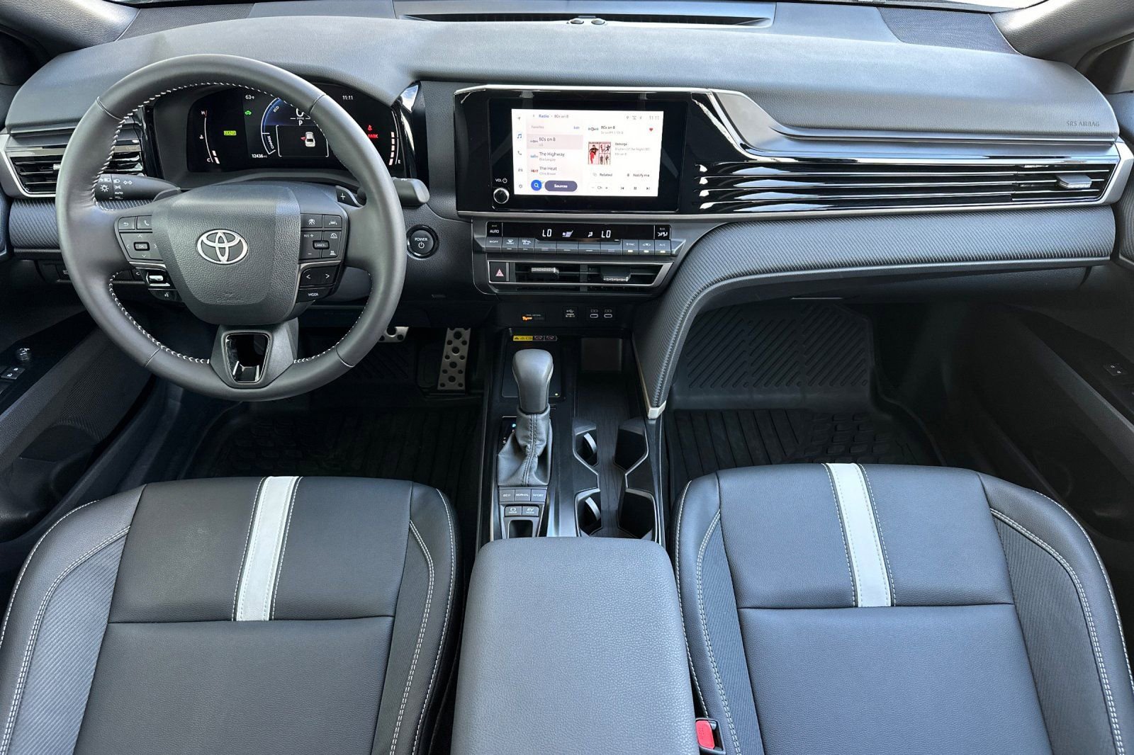 Used 2026 Toyota Camry SE image 17