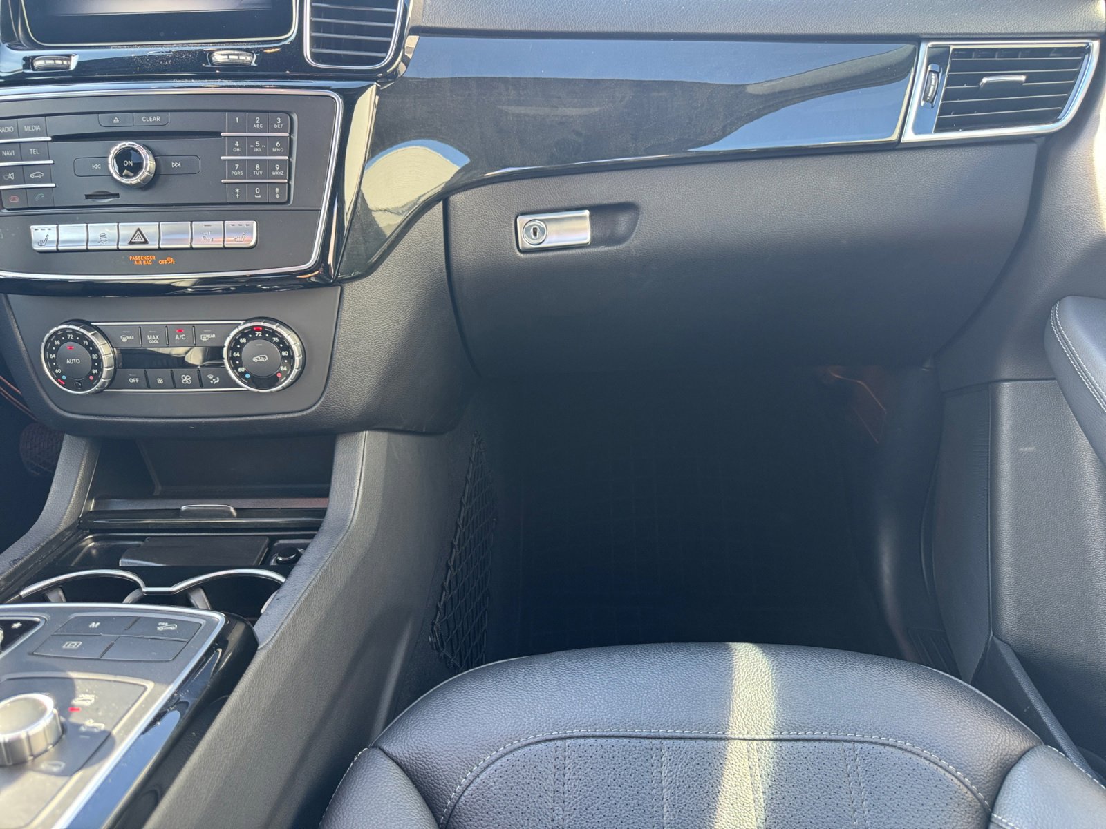 Used 2018 Mercedes-Benz GLE 350 4MATIC image 18
