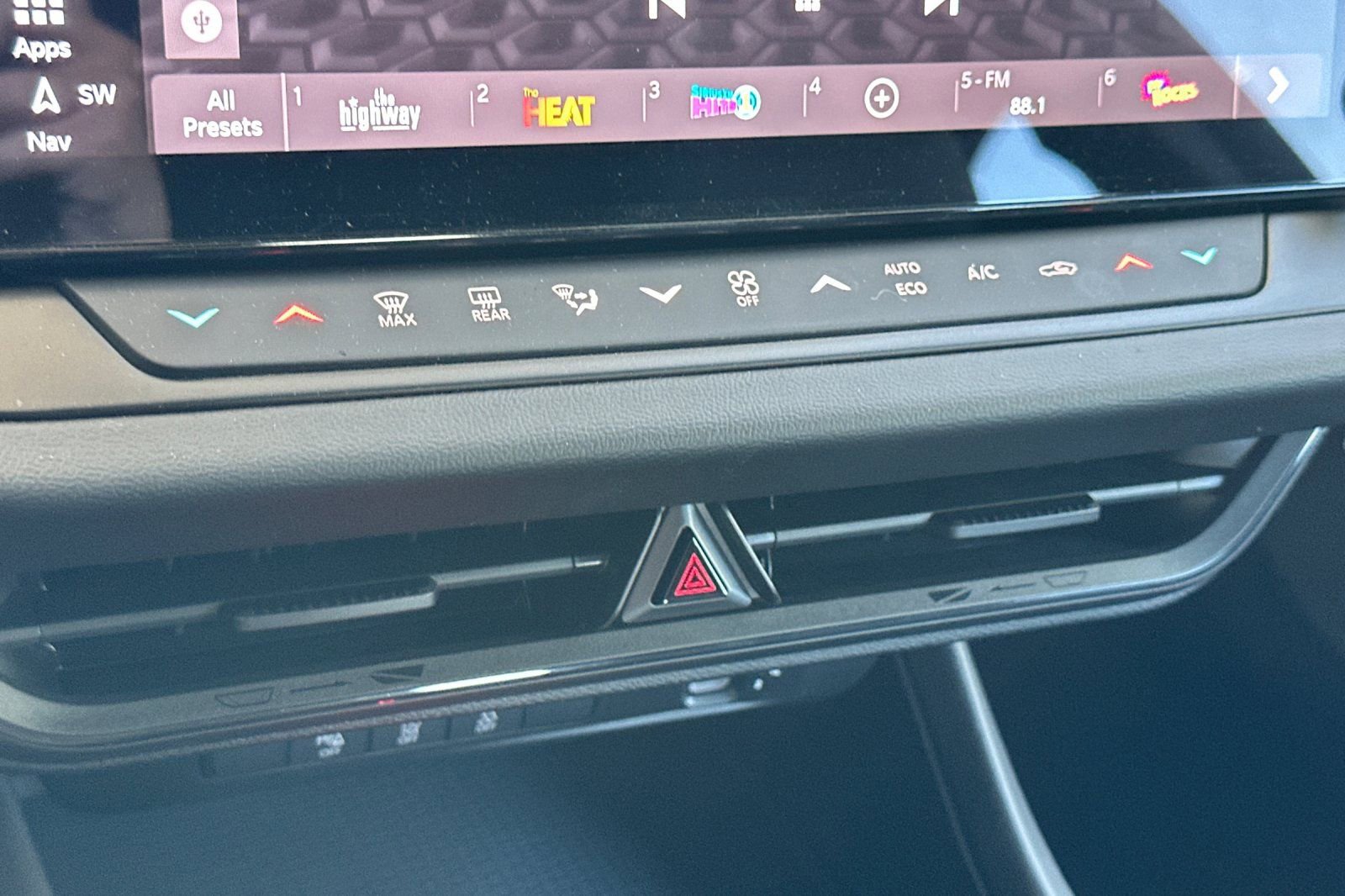 New 2025 Dodge Charger R/T w/ Quick Order Package 25M R/T image 18