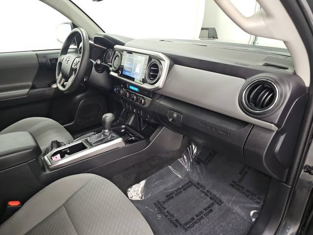 Certified 2023 Toyota Tacoma SR5 AWD/4WD image 35