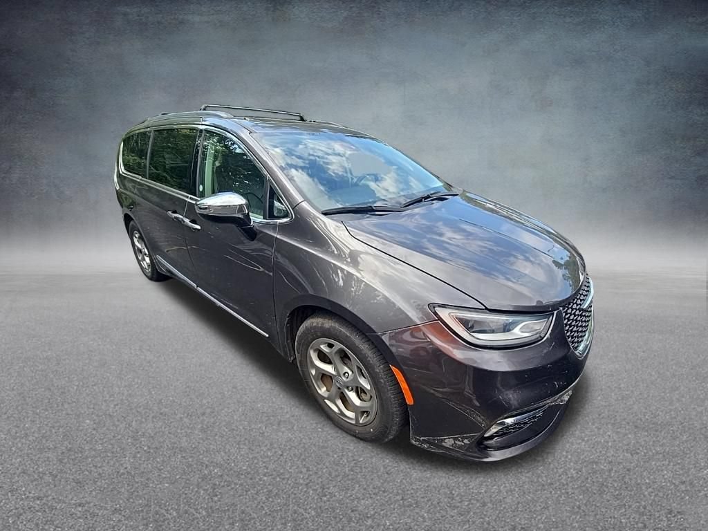 Used 2023 Chrysler Pacifica Limited FWD image 9