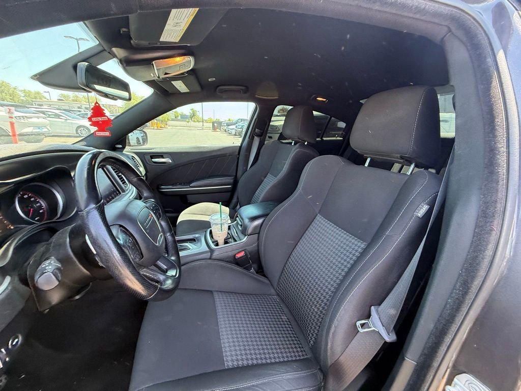 Used 2019 Dodge Charger R/T RWD image 12