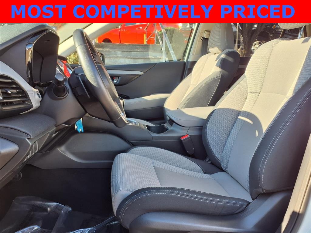 Used 2024 Subaru Outback Premium image 12