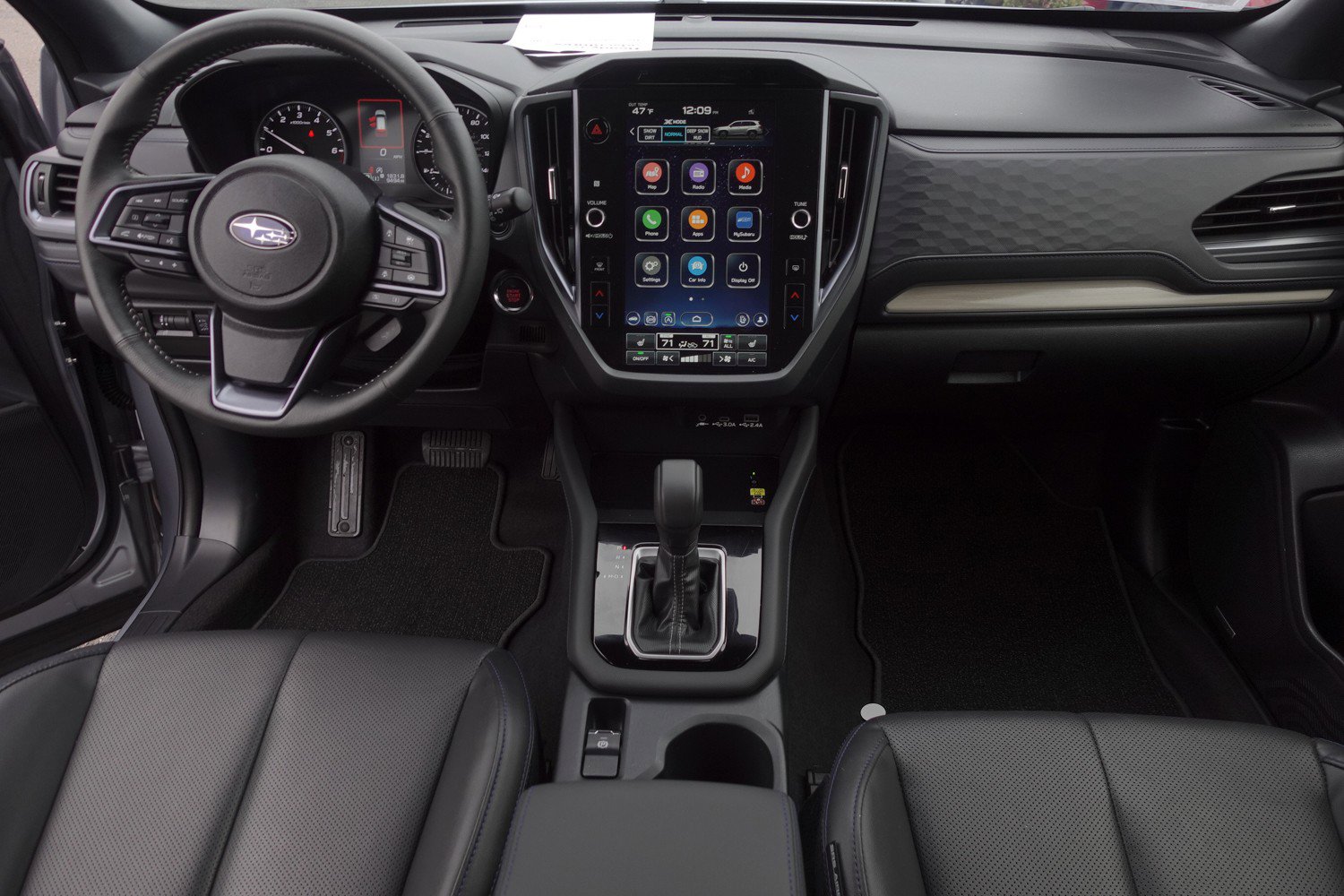 Certified 2025 Subaru Forester Limited image 24