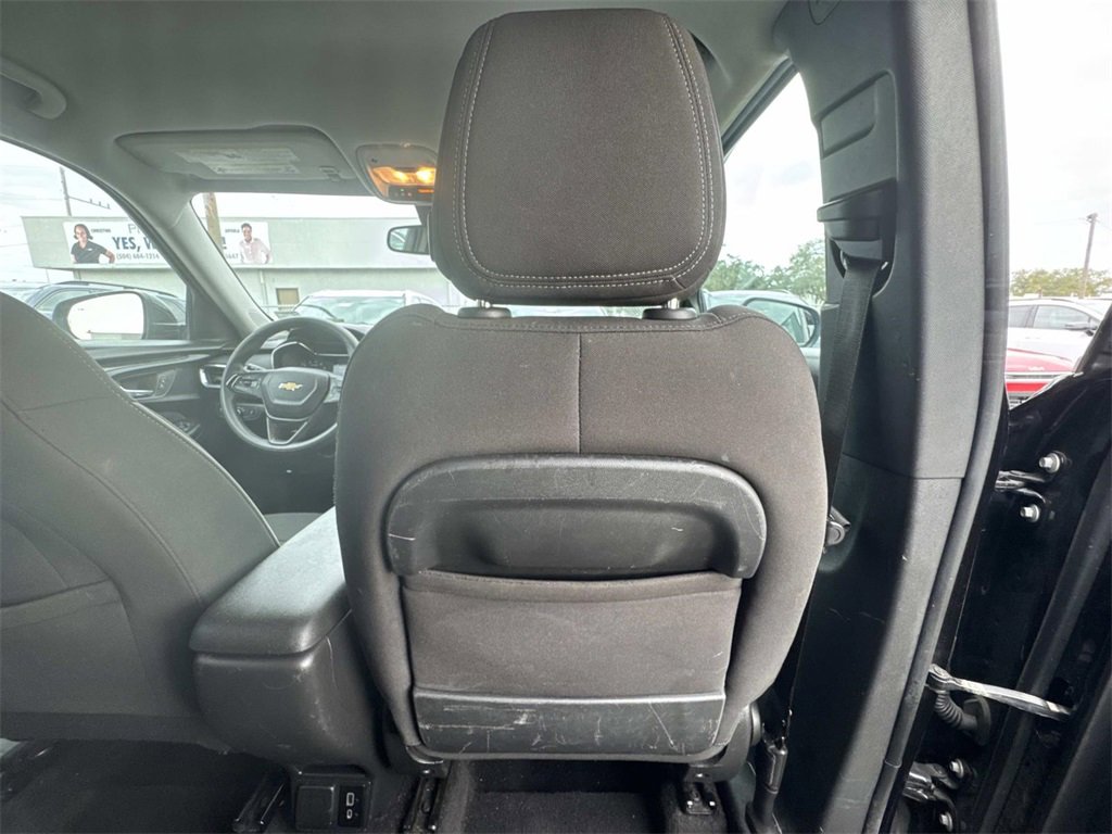Used 2023 Chevrolet TrailBlazer LT w/ Convenience Package image 22