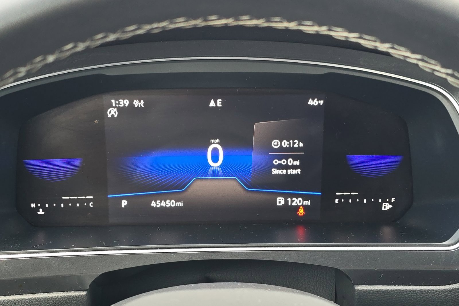 Used 2022 Volkswagen Tiguan SE image 28