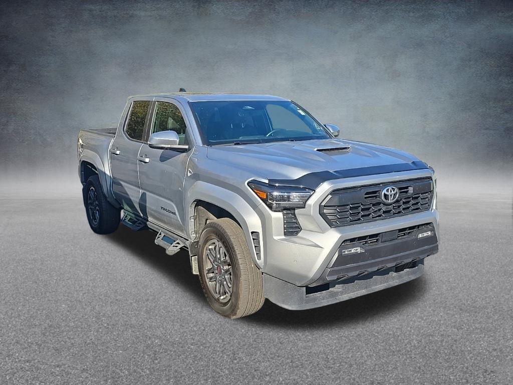 Used 2025 Toyota Tacoma TRD Sport w/ TRD Sport Upgrade Package AWD/4WD image 2