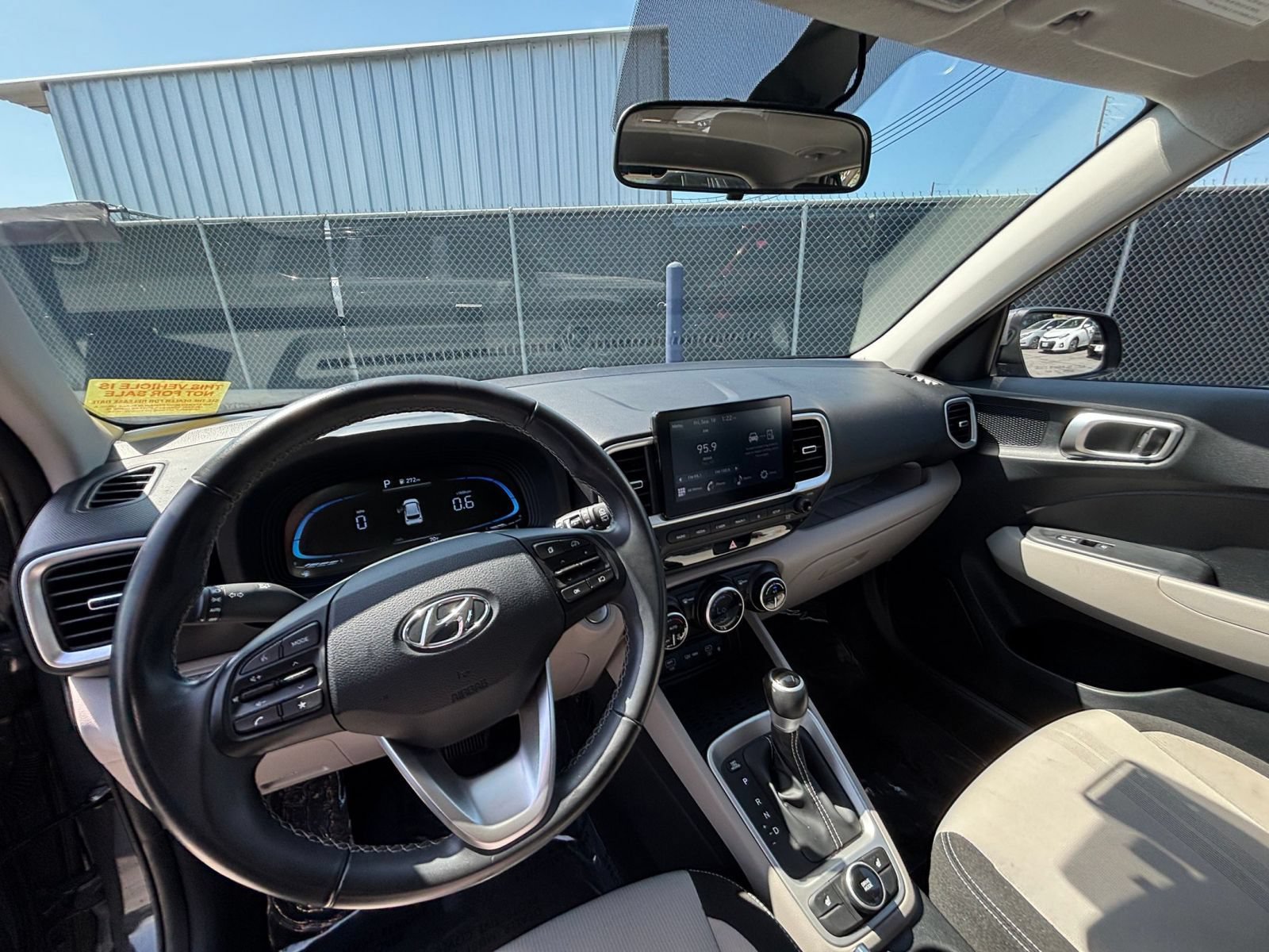 Used 2026 Hyundai Venue SEL FWD image 34