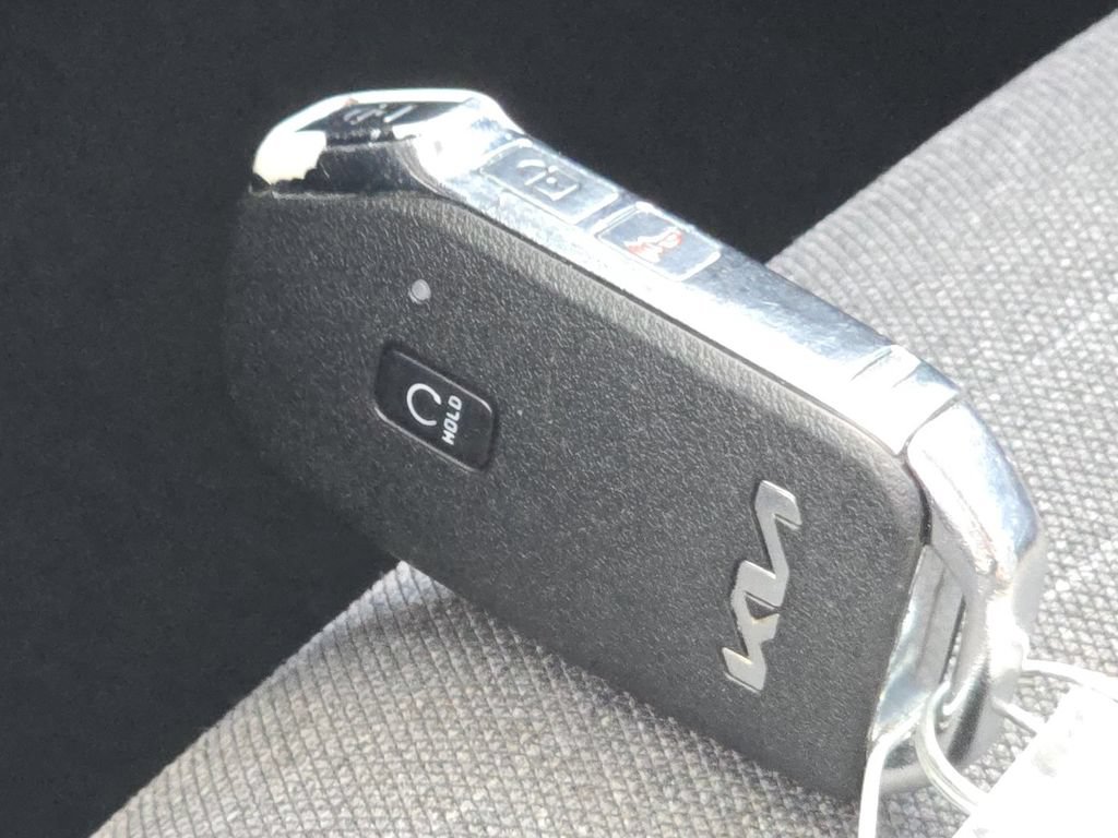 Used 2022 Kia Seltos S AWD/4WD image 35