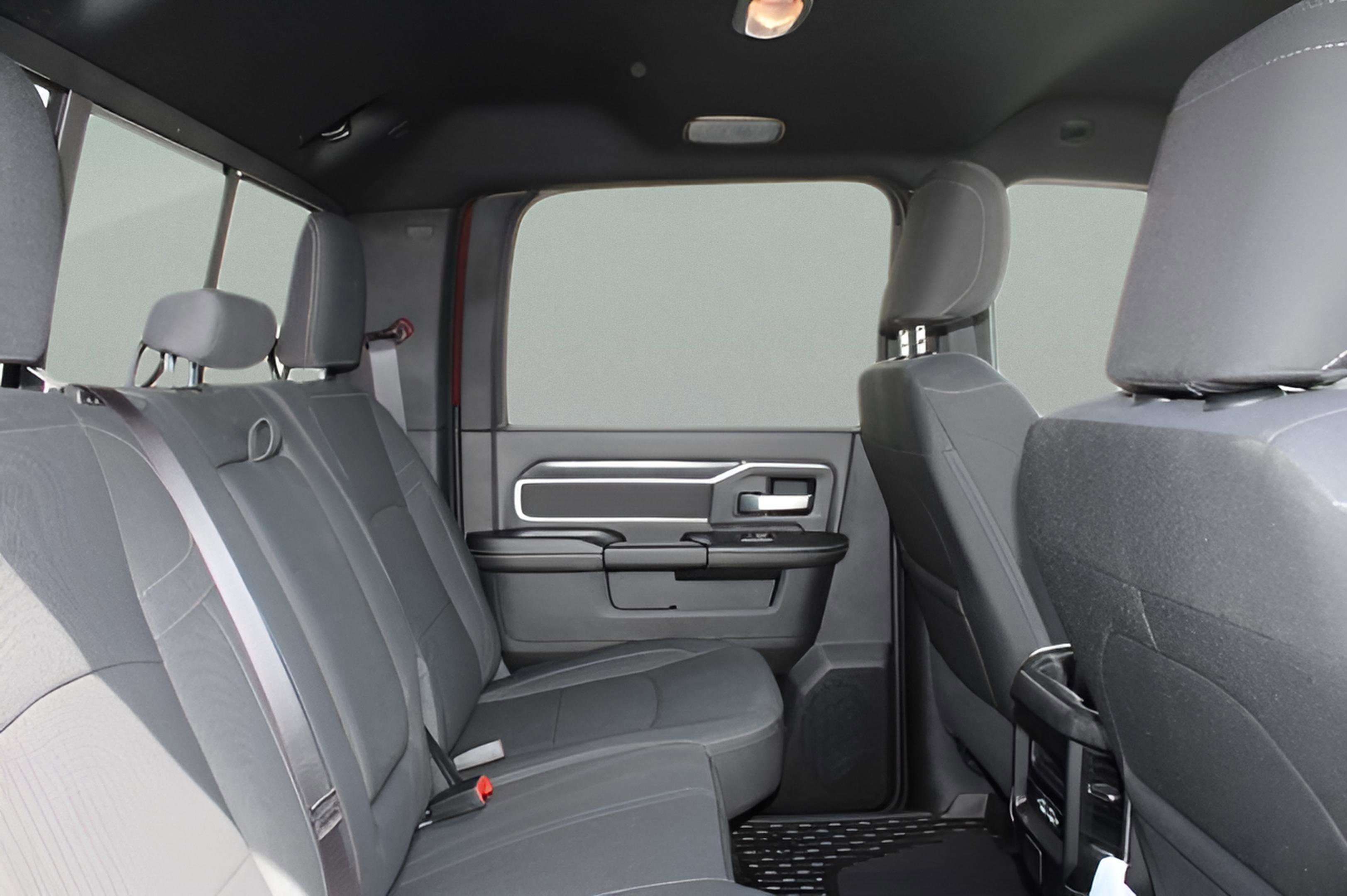 New 2024 RAM 2500 Big Horn w/ Night Edition image 8