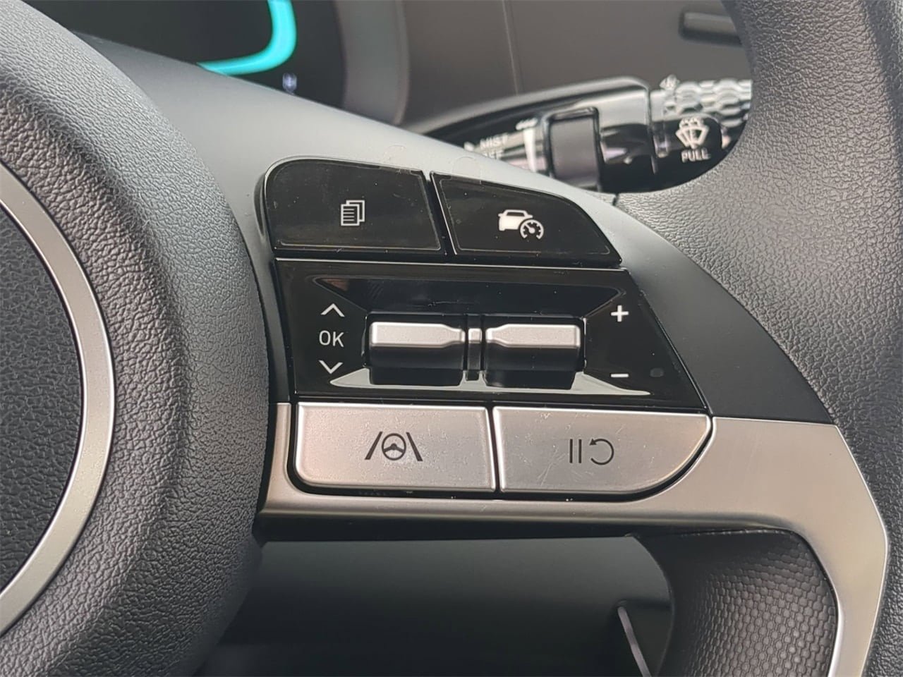 New 2026 Hyundai Elantra Blue FWD image 23