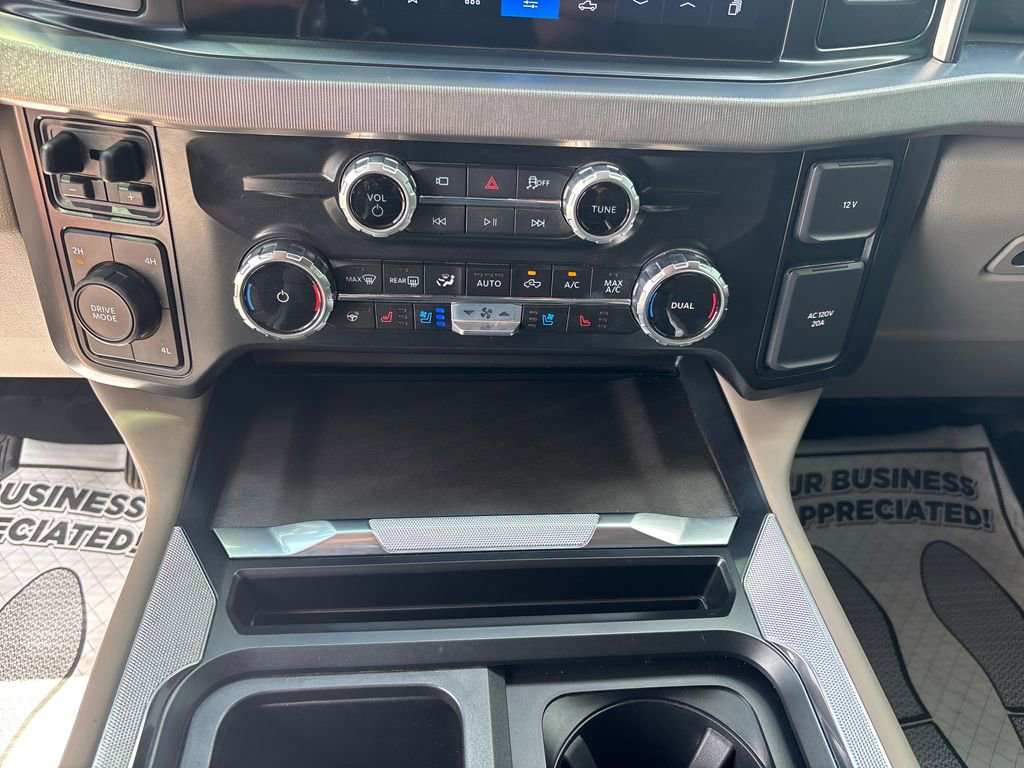 Used 2025 Ford F350 Platinum w/ Platinum Plus Package AWD/4WD image 19