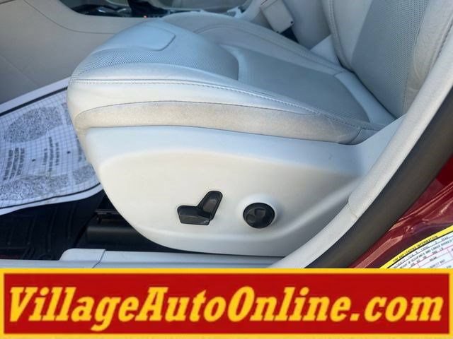 Used 2018 Jeep Compass Latitude w/ Popular Equipment Group AWD/4WD image 11