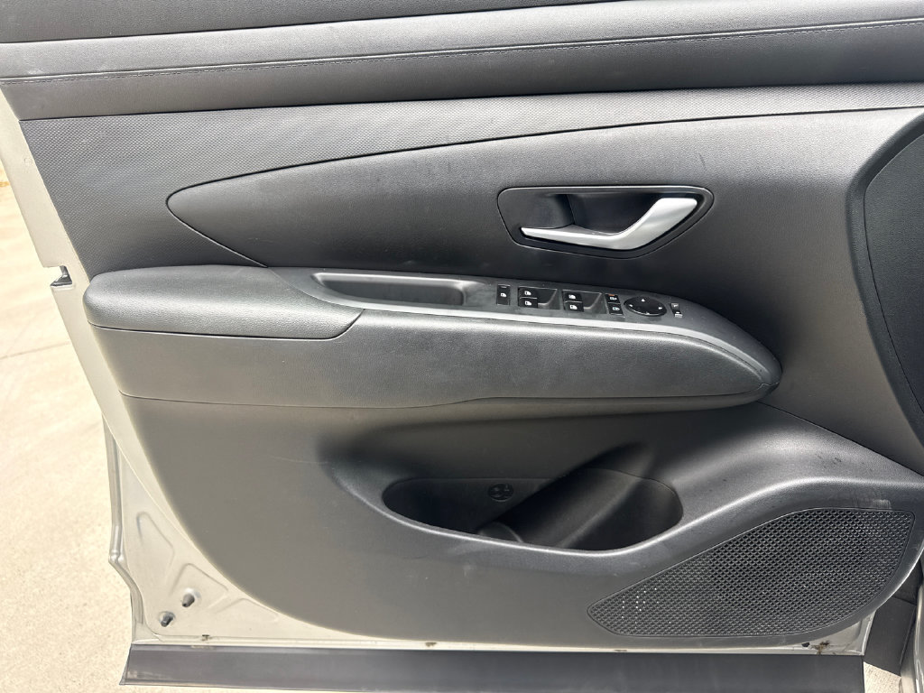 Used 2025 Hyundai Tucson SEL AWD/4WD image 13