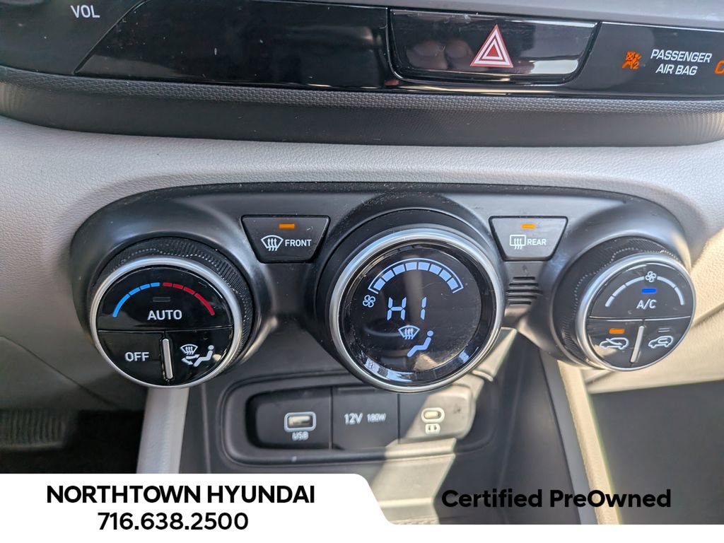 Certified 2023 Hyundai Venue SEL image 18